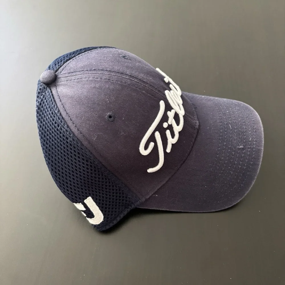 Titleist Footjoy Pro V1‎ Flex Fit Golf Hat by New Era M-L OSFM